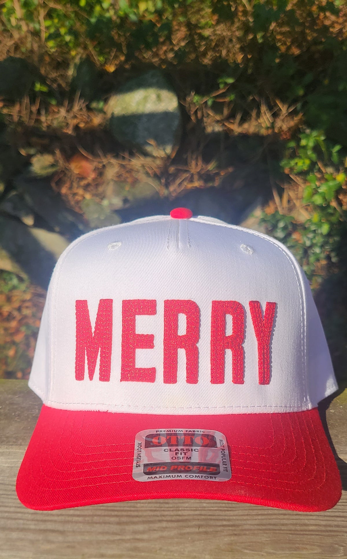MERRY hat